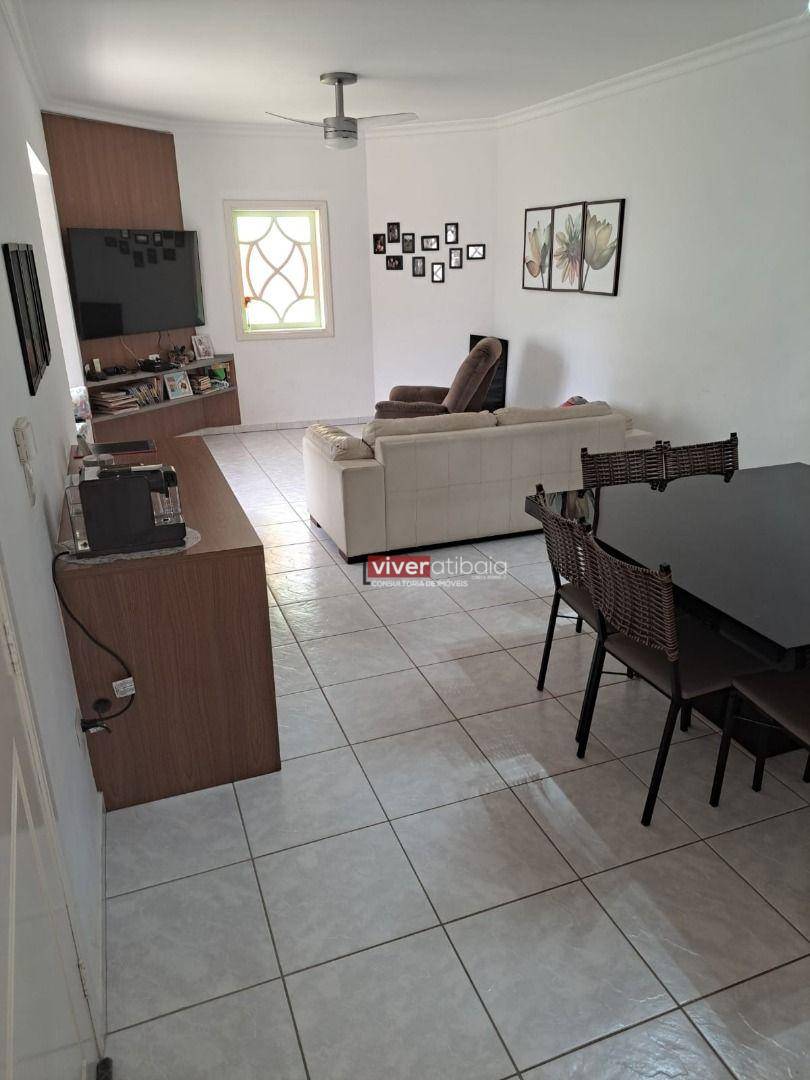 Casa à venda com 3 quartos, 199m² - Foto 4