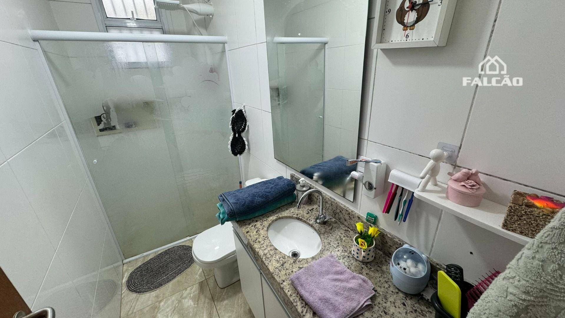 Casa à venda com 2 quartos, 100m² - Foto 12