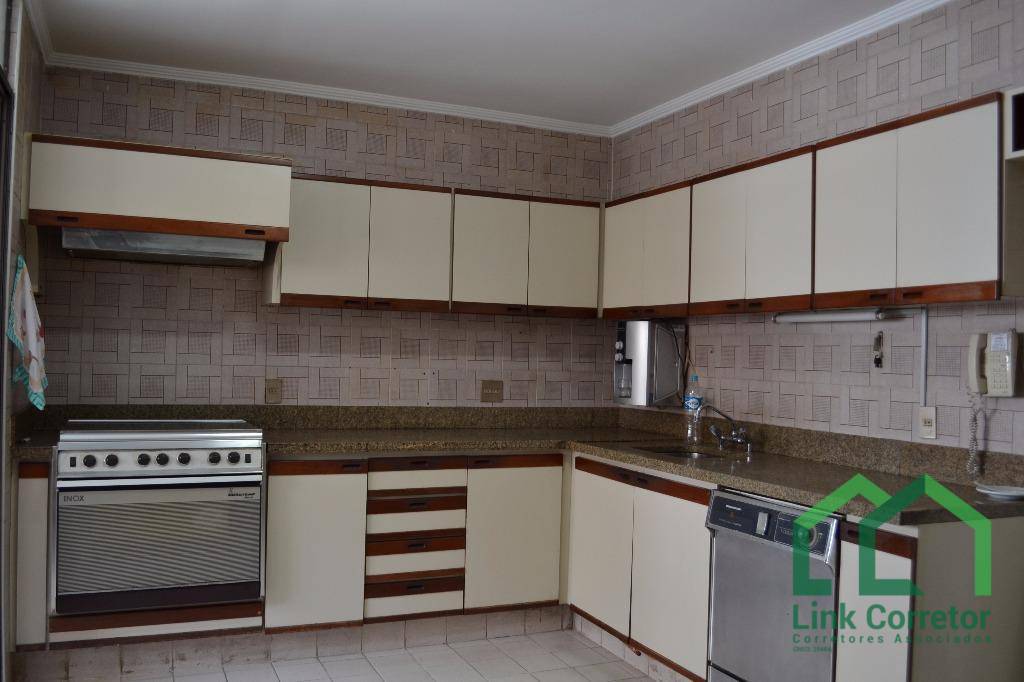 Apartamento à venda com 4 quartos, 190m² - Foto 26