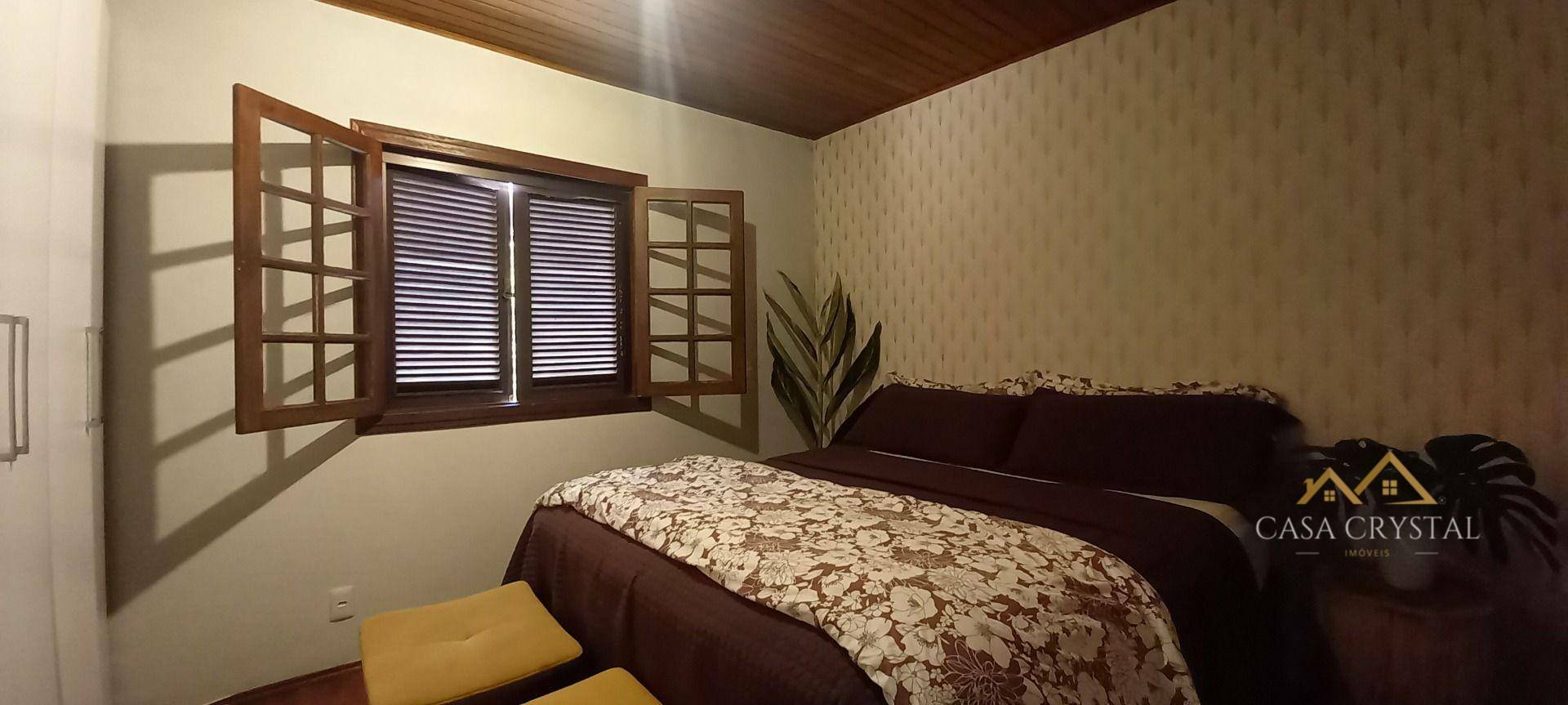 Casa de Condomínio à venda e aluguel com 4 quartos, 240m² - Foto 33