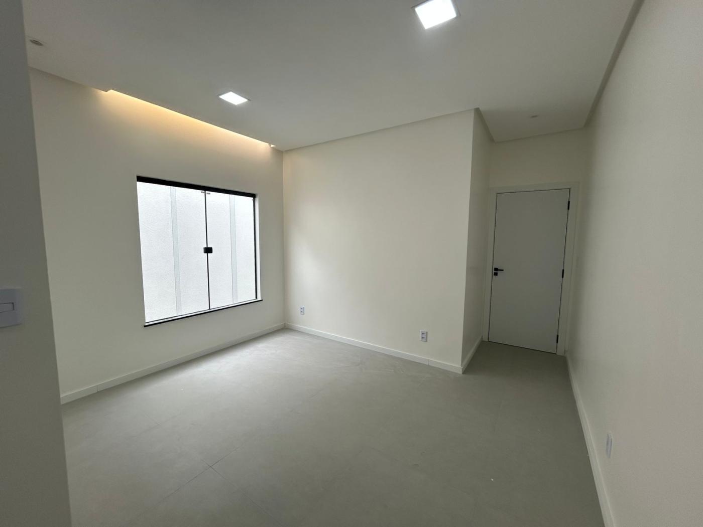 Casa à venda com 3 quartos, 300m² - Foto 9