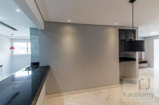 Apartamento para alugar com 3 quartos, 170m² - Foto 16