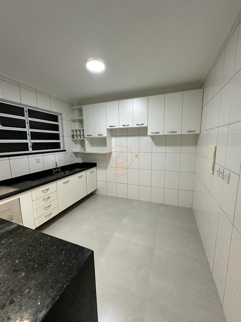 Casa à venda com 3 quartos, 145m² - Foto 11