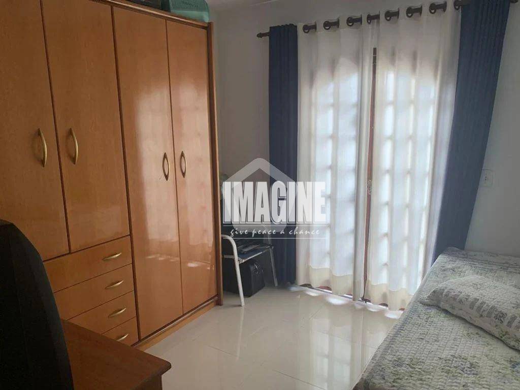 Sobrado à venda com 3 quartos, 240m² - Foto 11