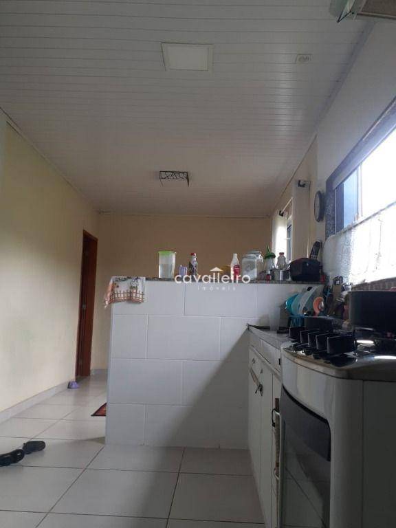 Casa à venda com 2 quartos, 140m² - Foto 9