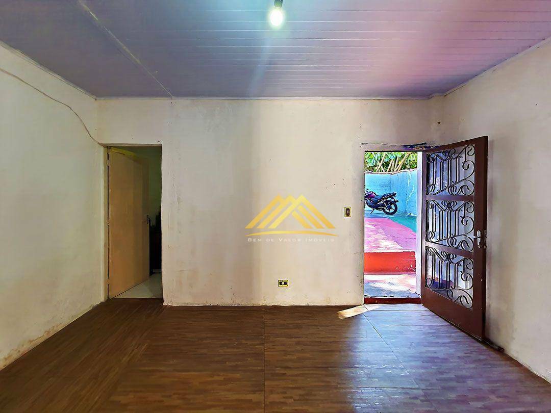 Casa à venda com 3 quartos, 62m² - Foto 5