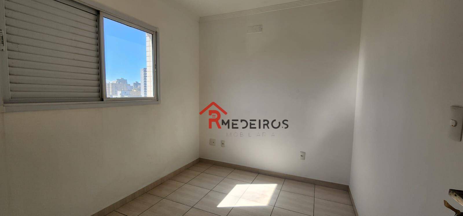 Apartamento à venda com 3 quartos, 101m² - Foto 15