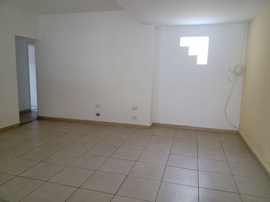 Casa à venda com 3 quartos, 230m² - Foto 6