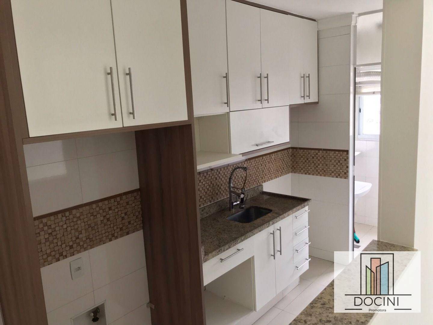 Apartamento à venda com 2 quartos, 63m² - Foto 3