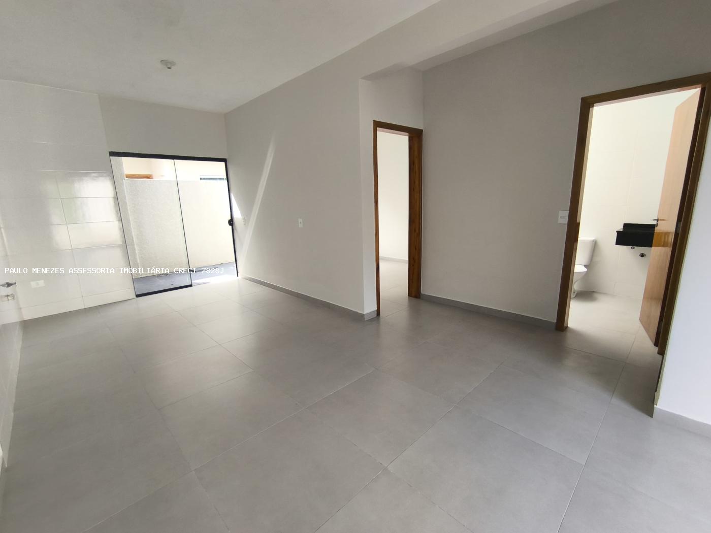 Casa à venda com 3 quartos, 130000m² - Foto 8