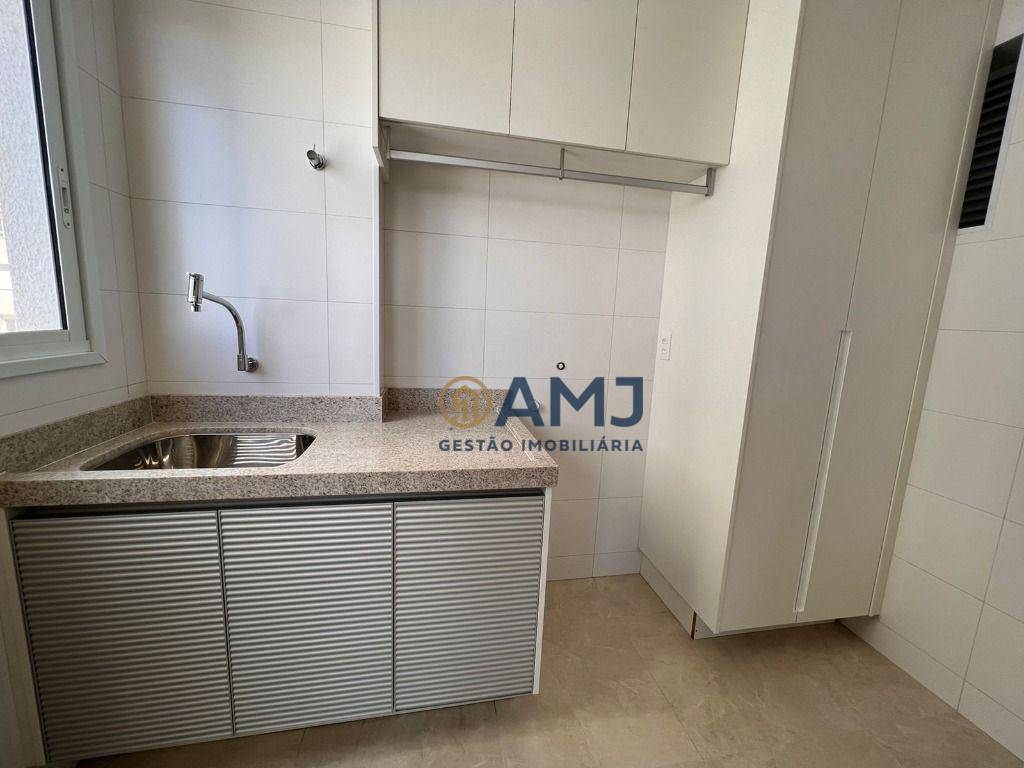 Apartamento à venda com 4 quartos, 260m² - Foto 9