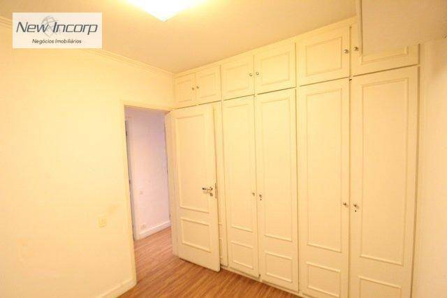 Apartamento à venda com 3 quartos, 100m² - Foto 17