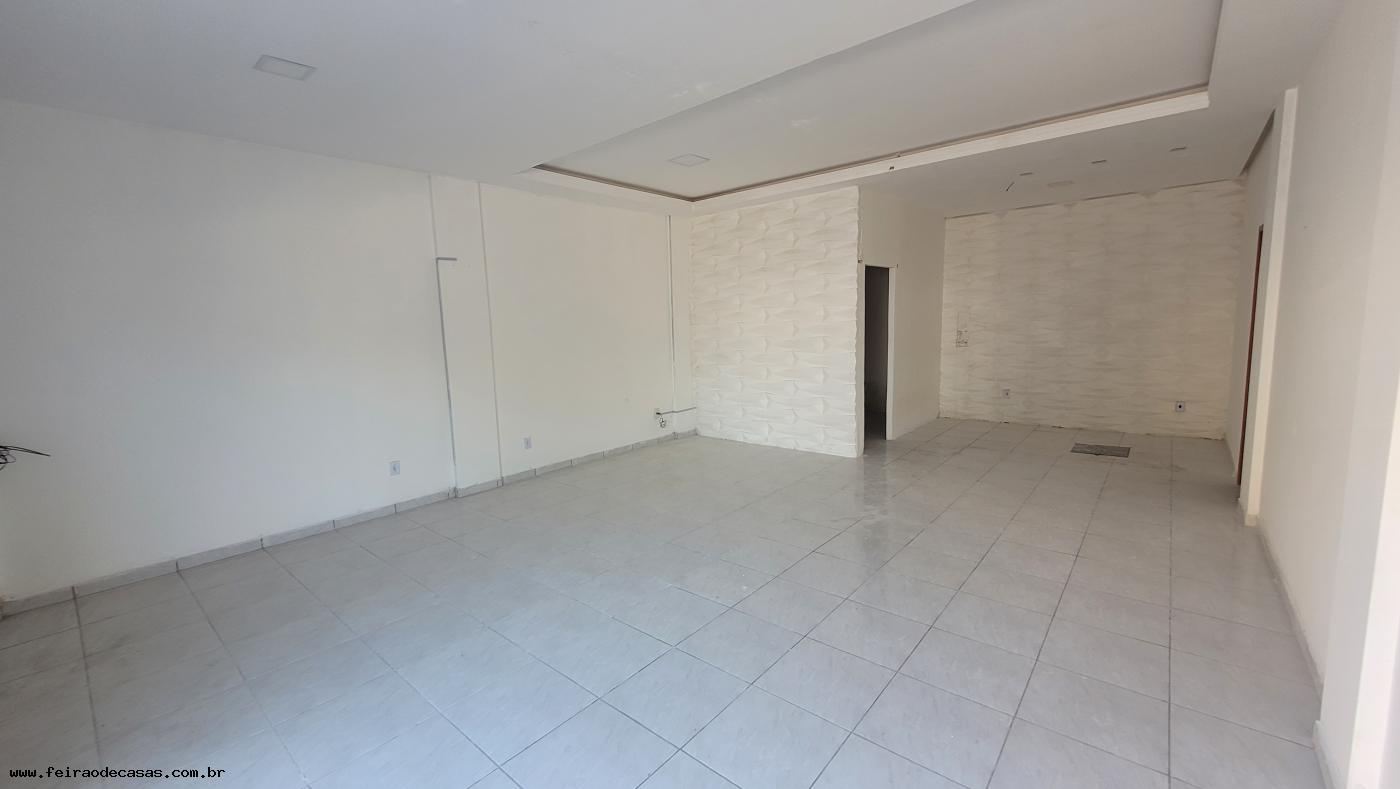 Casa à venda com 2 quartos, 126m² - Foto 2