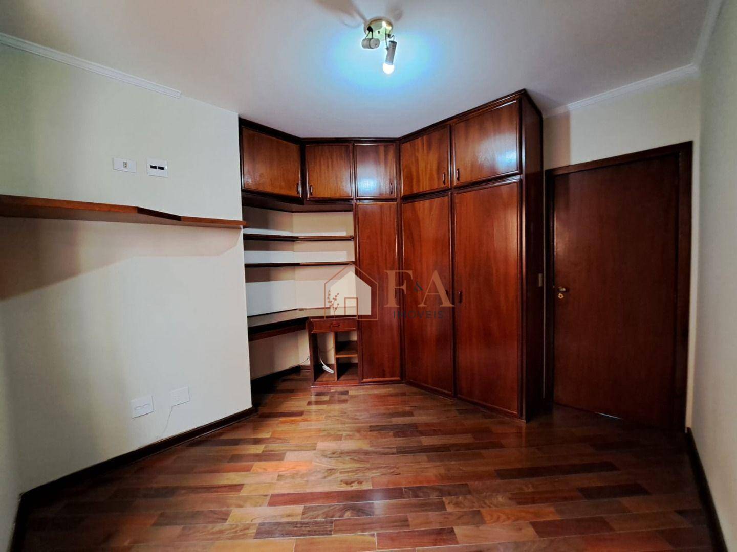 Apartamento à venda com 3 quartos, 115m² - Foto 13