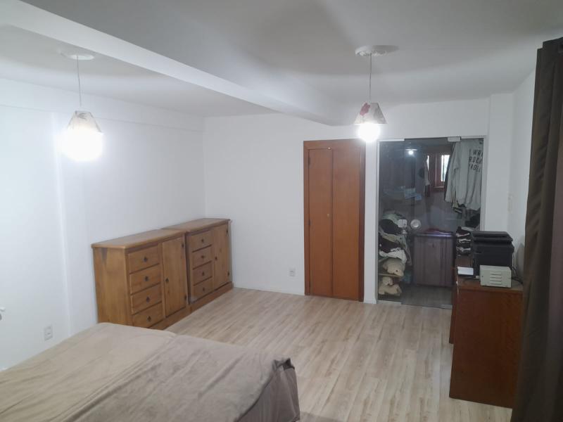 Casa à venda com 3 quartos, 190m² - Foto 10