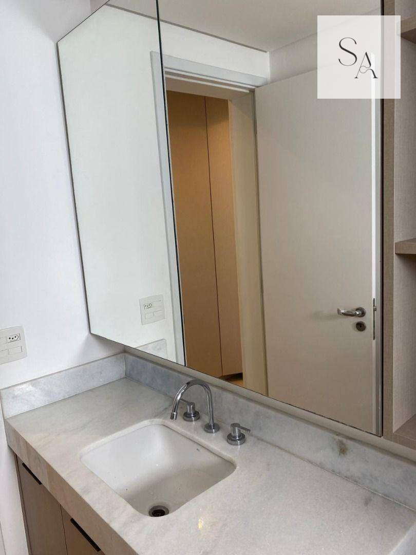 Apartamento à venda com 3 quartos, 131m² - Foto 12