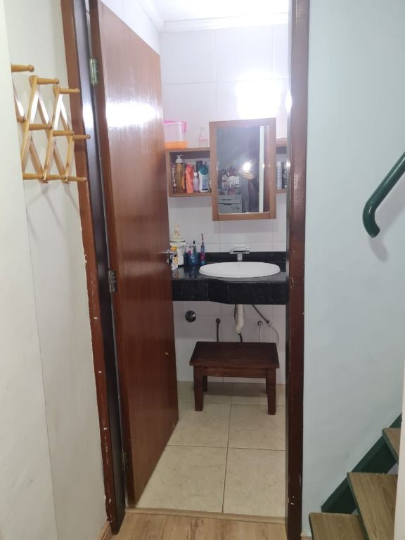 Casa de Condomínio à venda com 2 quartos, 250m² - Foto 17