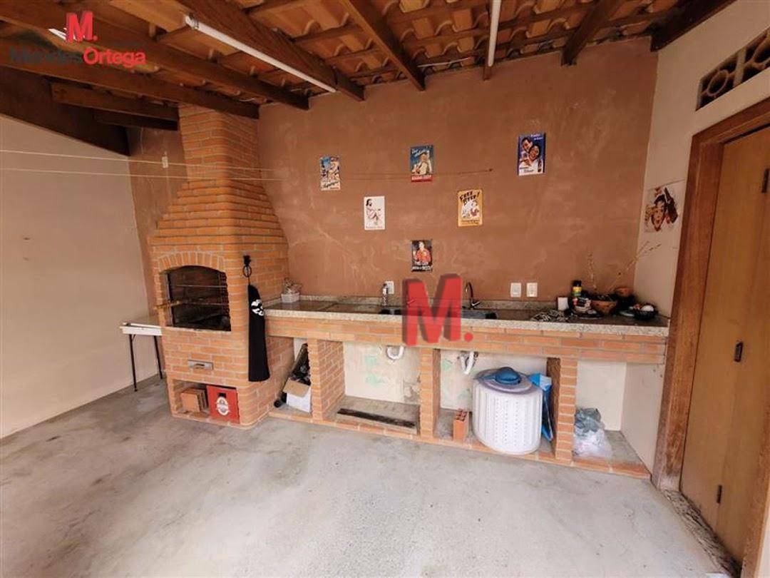 Casa à venda com 3 quartos, 175m² - Foto 21