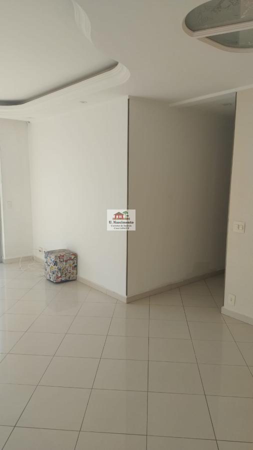 Apartamento para alugar com 2 quartos, 67m² - Foto 2