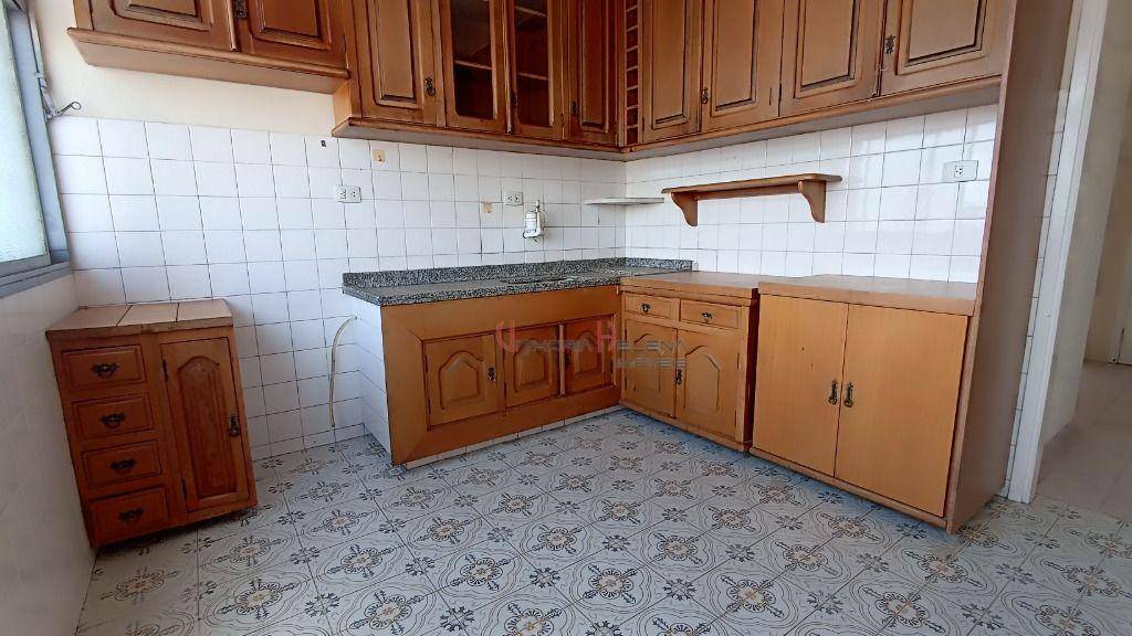 Apartamento à venda com 3 quartos, 117m² - Foto 24