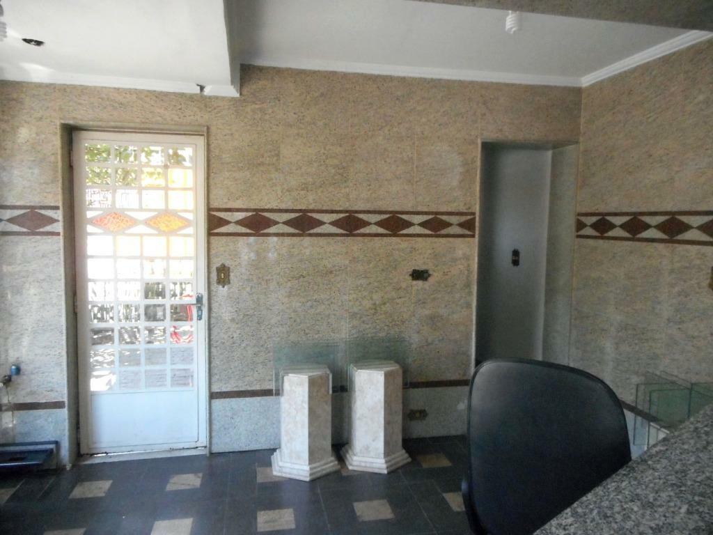 Sobrado à venda com 1 quarto, 180m² - Foto 12