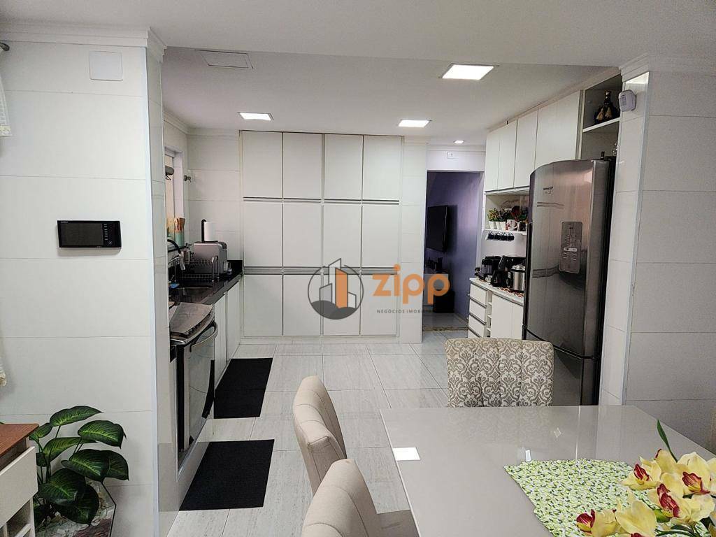 Sobrado à venda com 4 quartos, 215m² - Foto 10