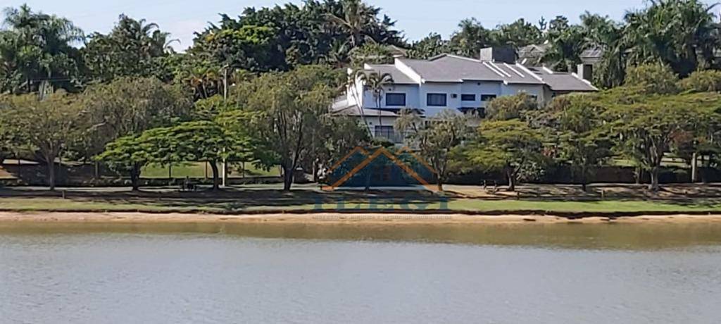 Casa de Condomínio à venda com 3 quartos, 230m² - Foto 15