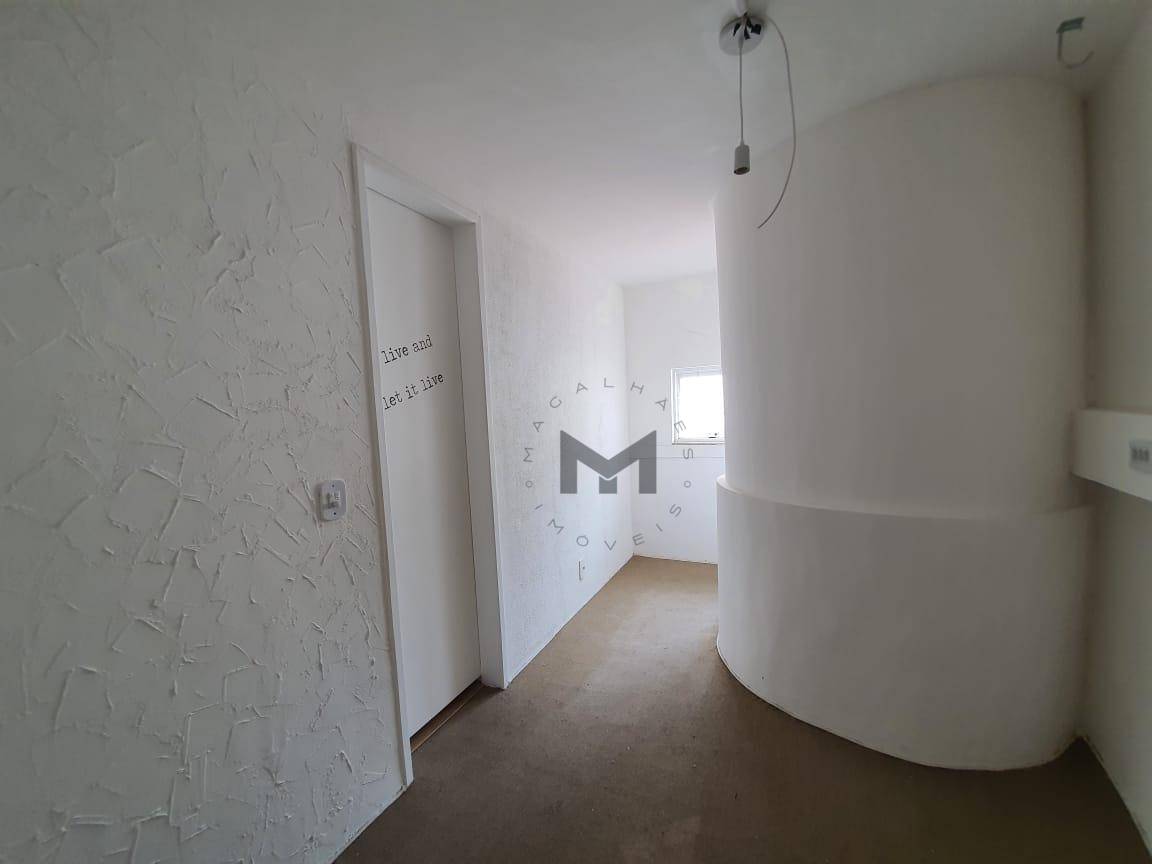 Casa à venda com 4 quartos, 120m² - Foto 19