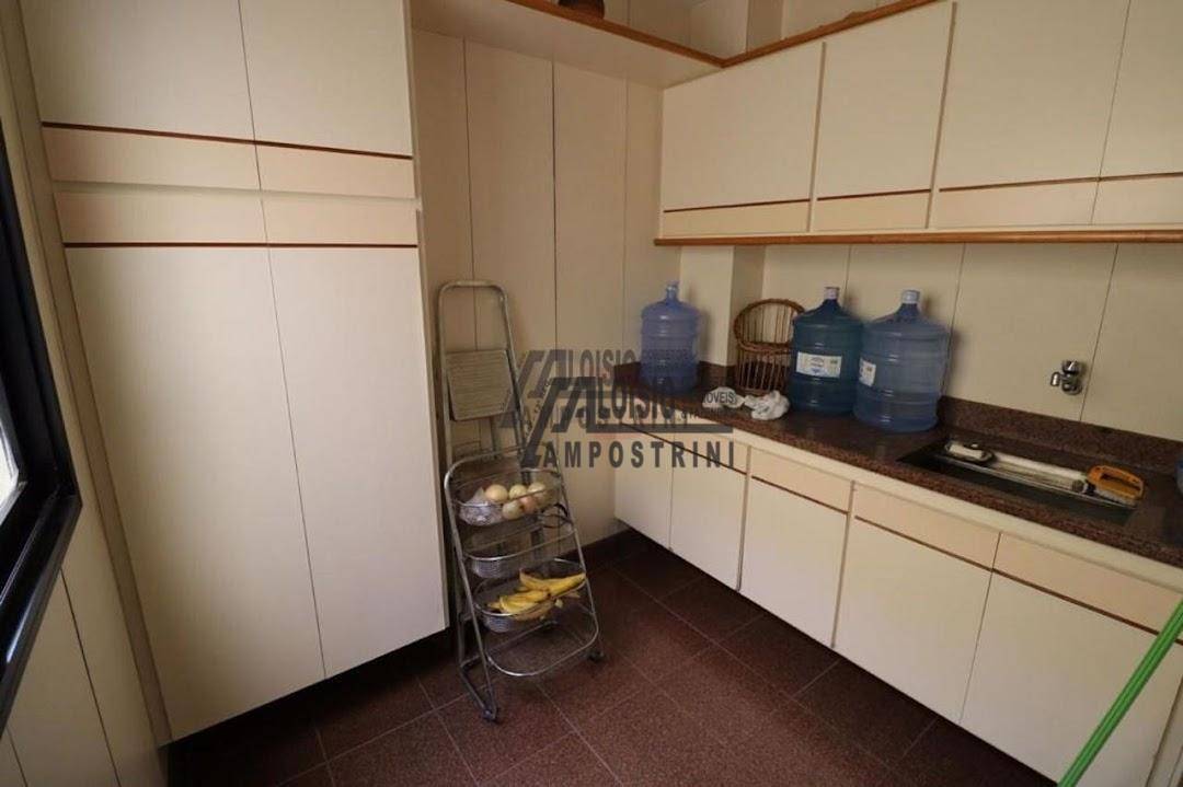 Apartamento à venda com 3 quartos, 220m² - Foto 12