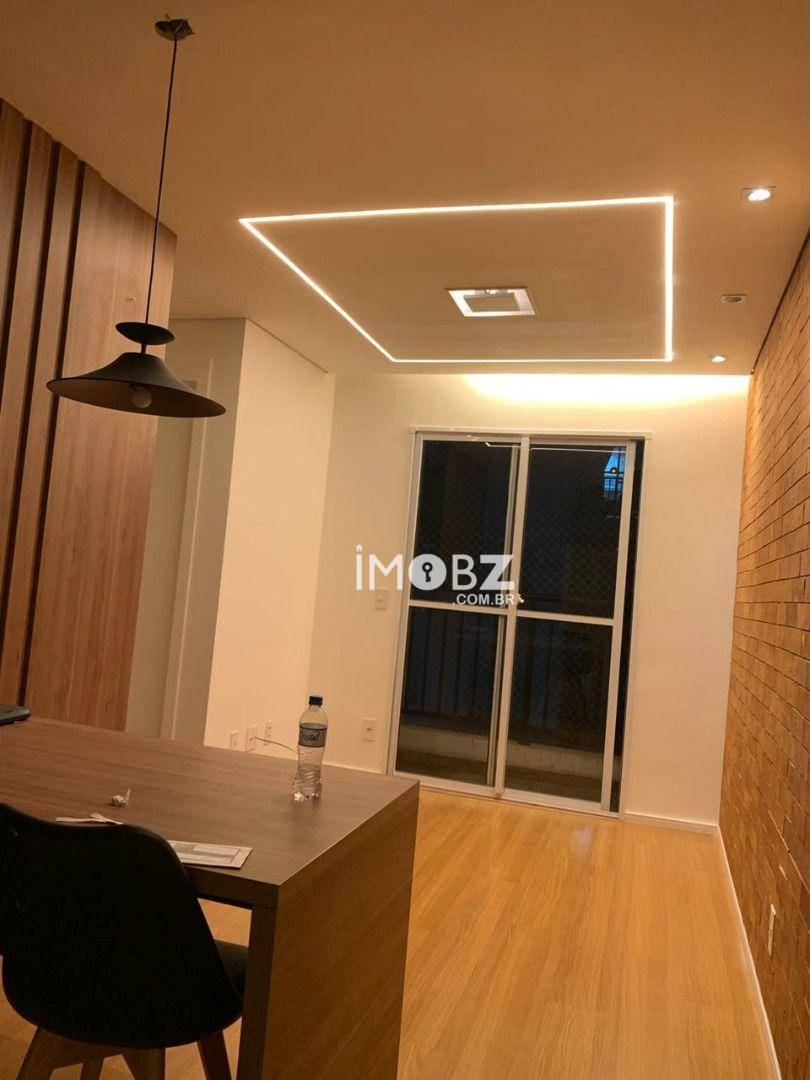 Apartamento à venda com 2 quartos, 42m² - Foto 2