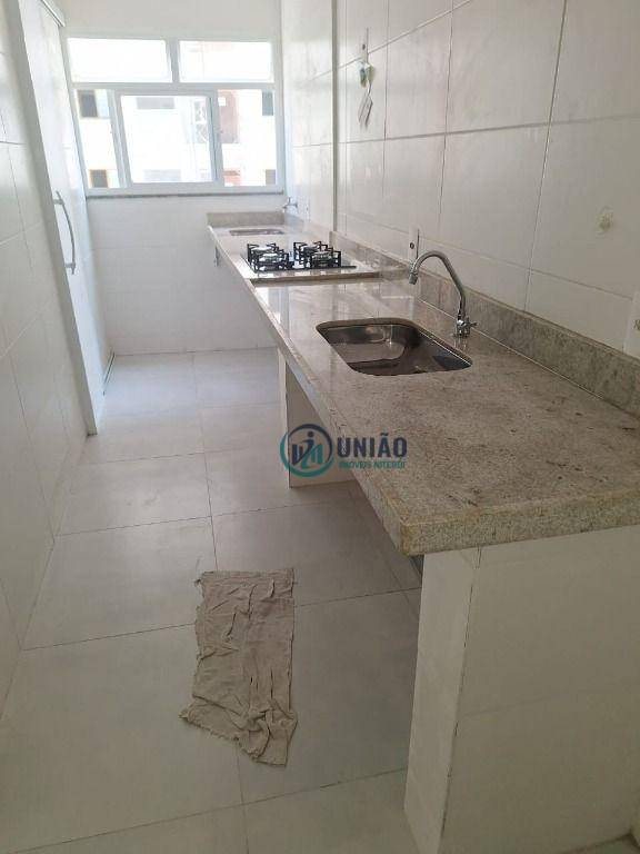 Apartamento à venda com 2 quartos, 63m² - Foto 5