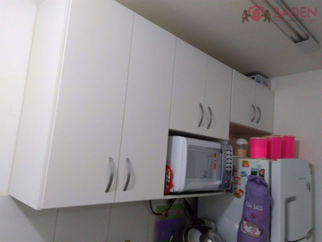 Apartamento à venda com 2 quartos, 48m² - Foto 2