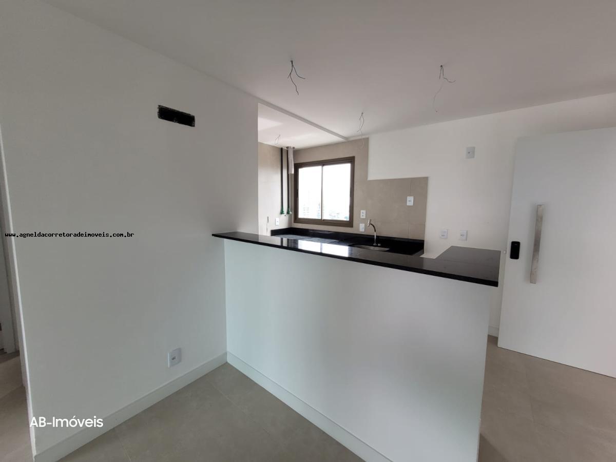 Apartamento à venda com 3 quartos, 97m² - Foto 3