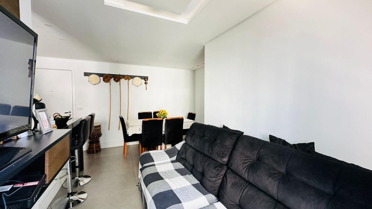 Apartamento à venda com 2 quartos, 50m² - Foto 2