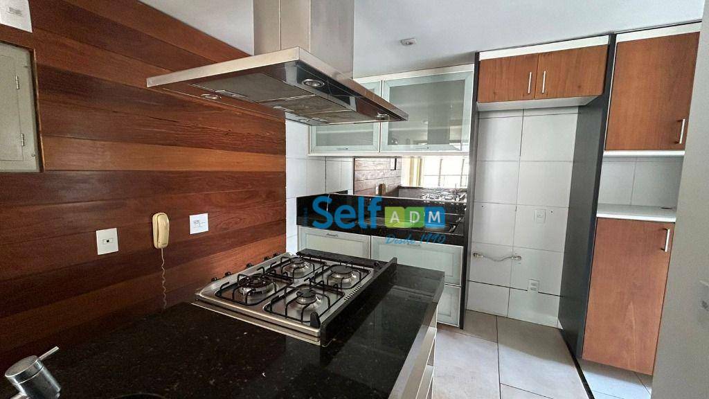 Apartamento para alugar com 3 quartos, 120m² - Foto 11