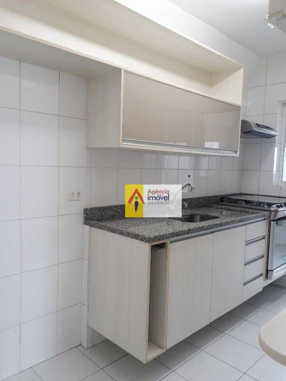 Apartamento à venda com 3 quartos, 86m² - Foto 6