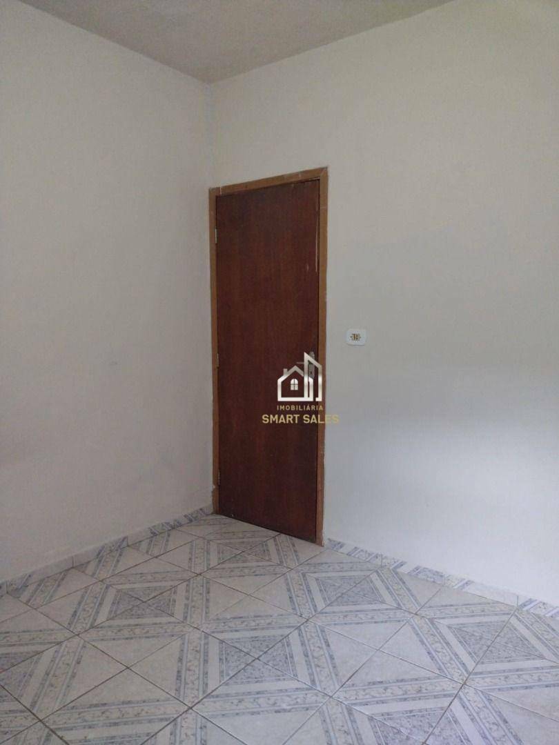 Casa à venda com 8 quartos, 350m² - Foto 7