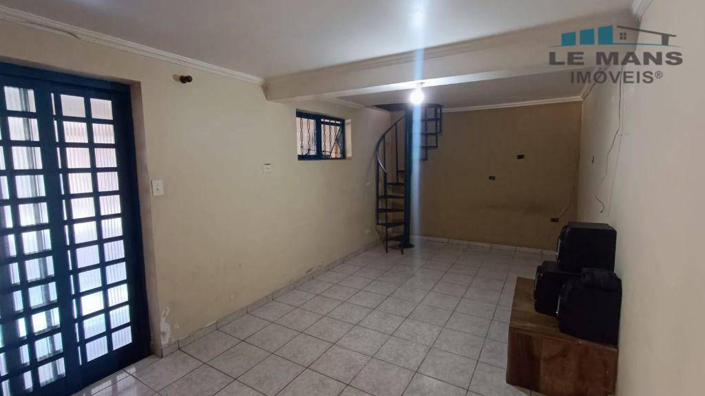 Casa à venda com 3 quartos, 247m² - Foto 20