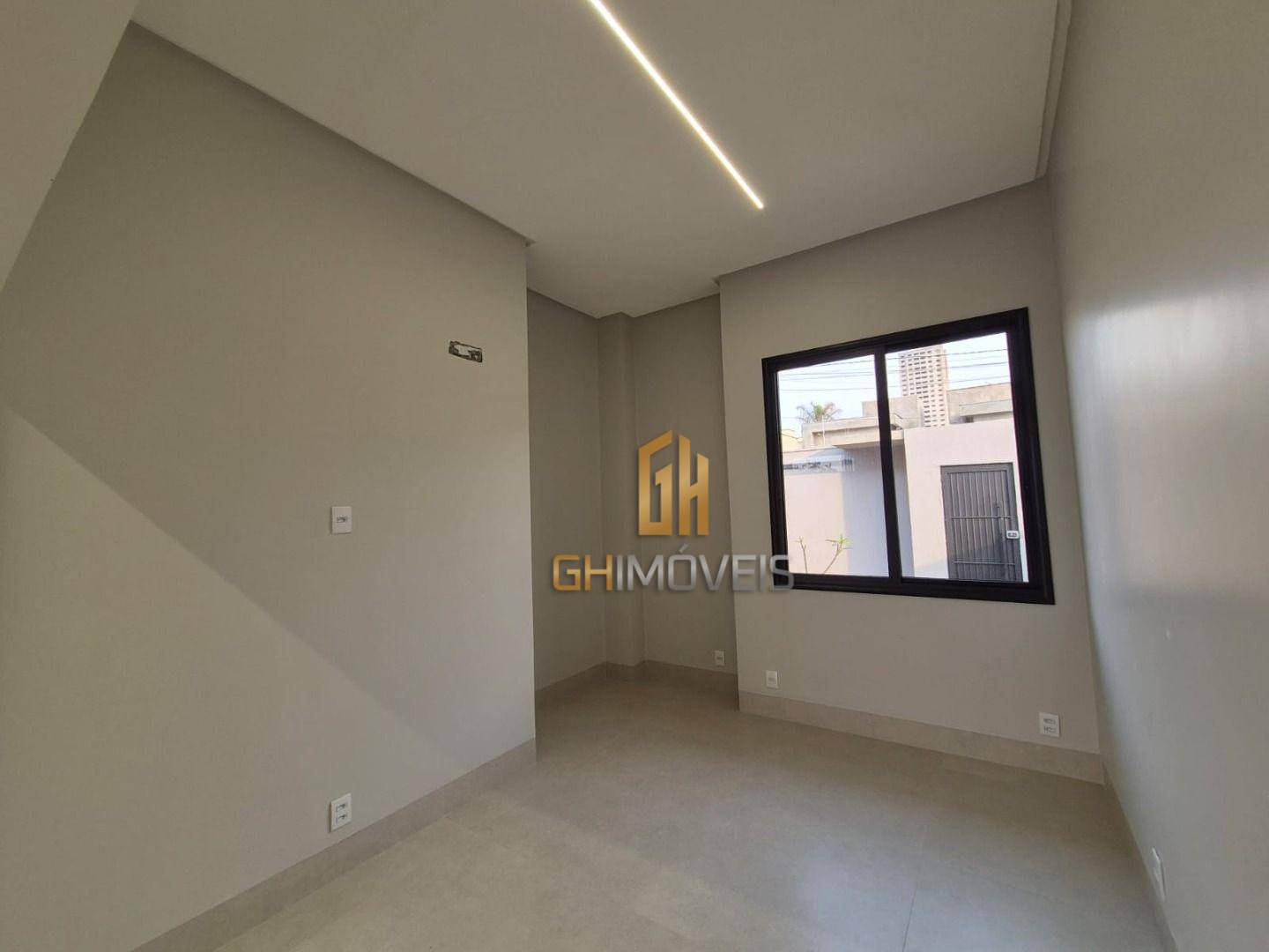 Casa à venda com 3 quartos, 207m² - Foto 7