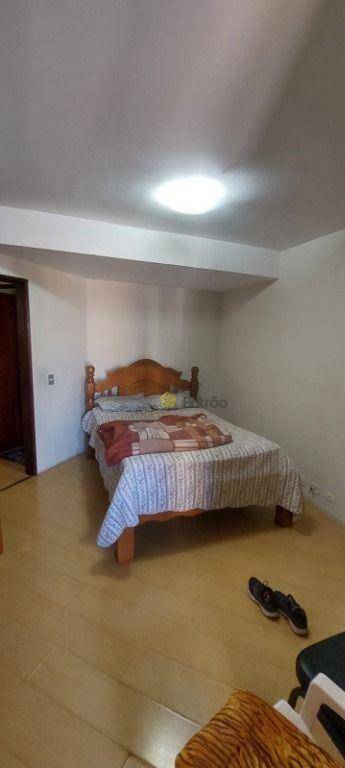 Apartamento à venda com 3 quartos, 116m² - Foto 12