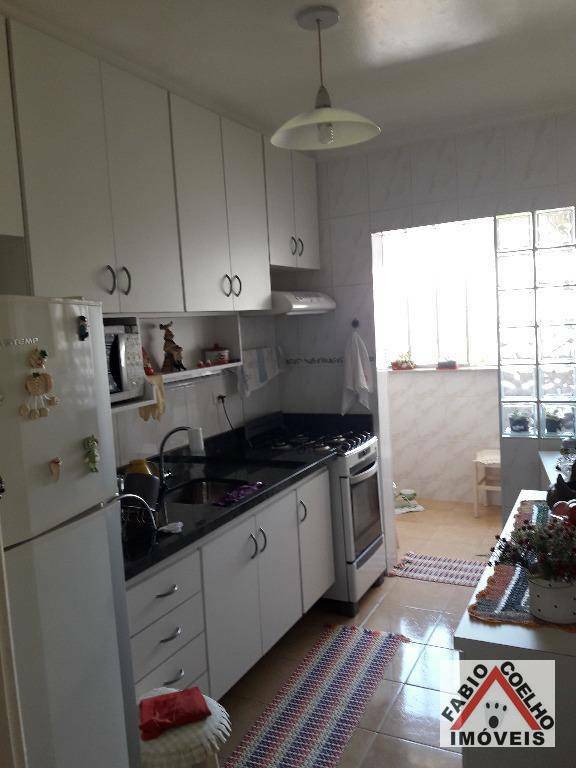 Apartamento à venda com 2 quartos, 72m² - Foto 11