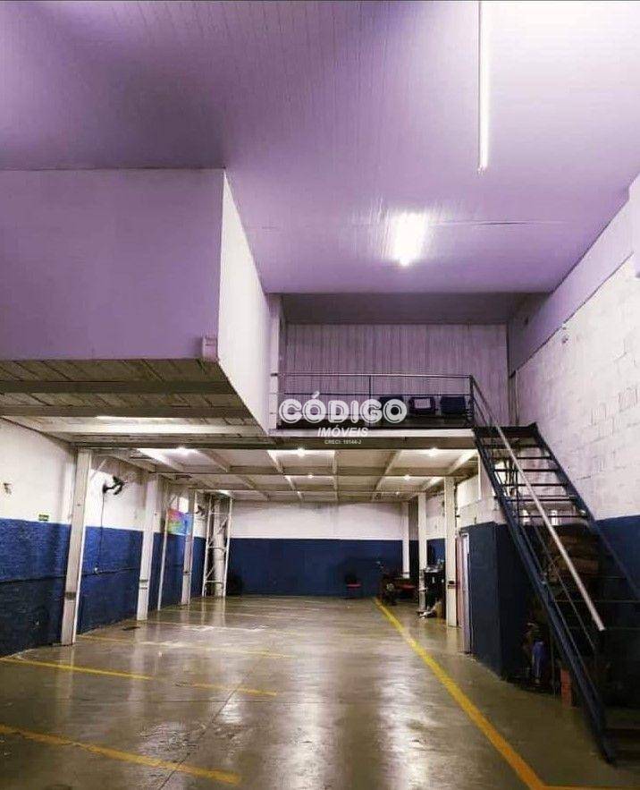 Depósito-Galpão-Armazém para alugar, 372m² - Foto 1