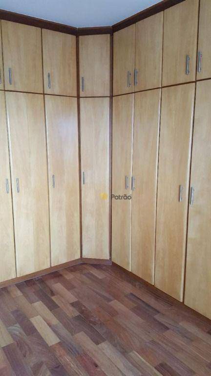 Apartamento para alugar com 3 quartos, 100m² - Foto 10