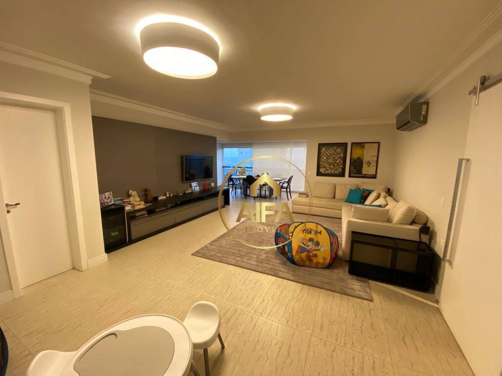 Apartamento à venda com 3 quartos, 144m² - Foto 4