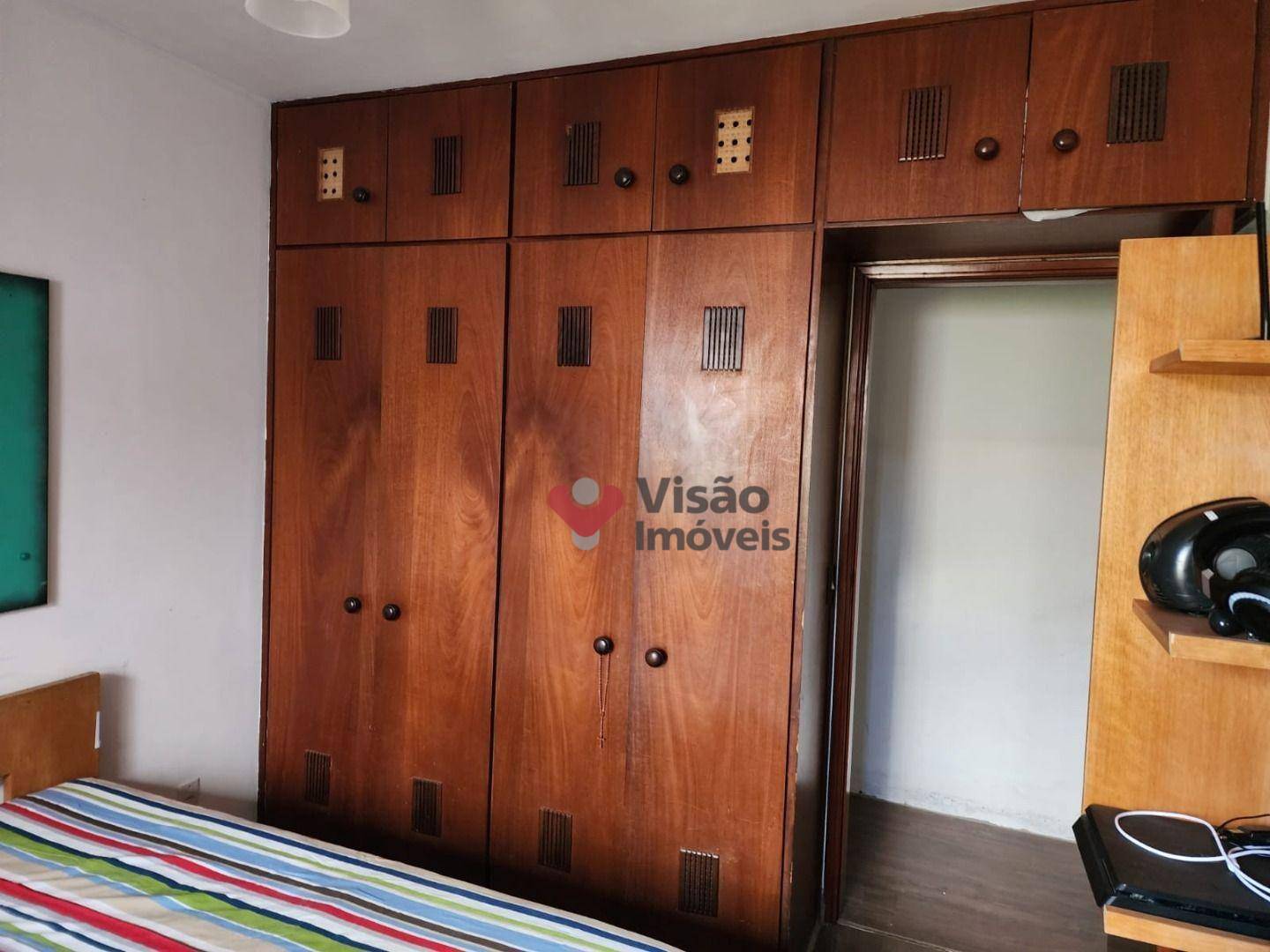 Casa à venda com 3 quartos, 161m² - Foto 7