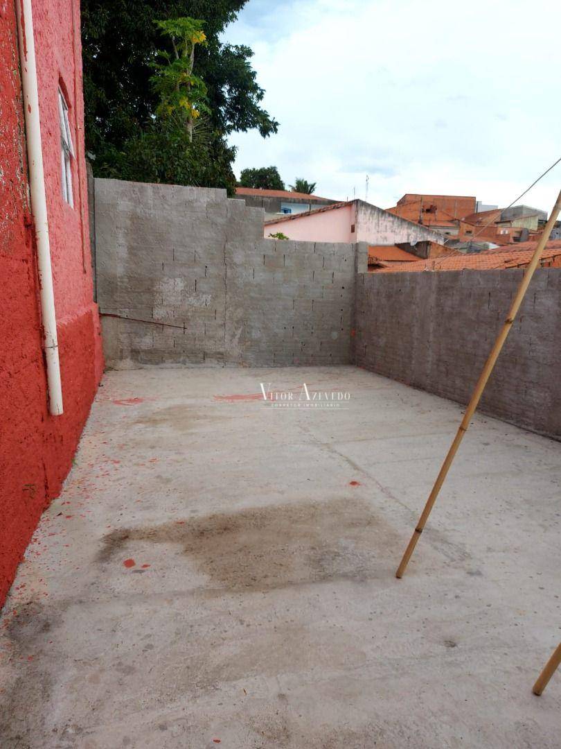 Casa à venda com 3 quartos, 131m² - Foto 9