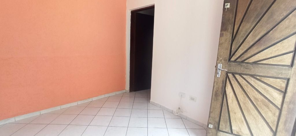 Casa para alugar com 1 quarto, 60m² - Foto 6