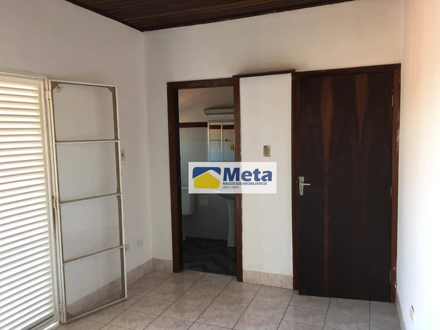 Casa à venda com 4 quartos, 170m² - Foto 5