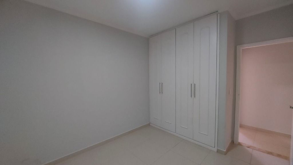 Casa à venda com 3 quartos, 200m² - Foto 15