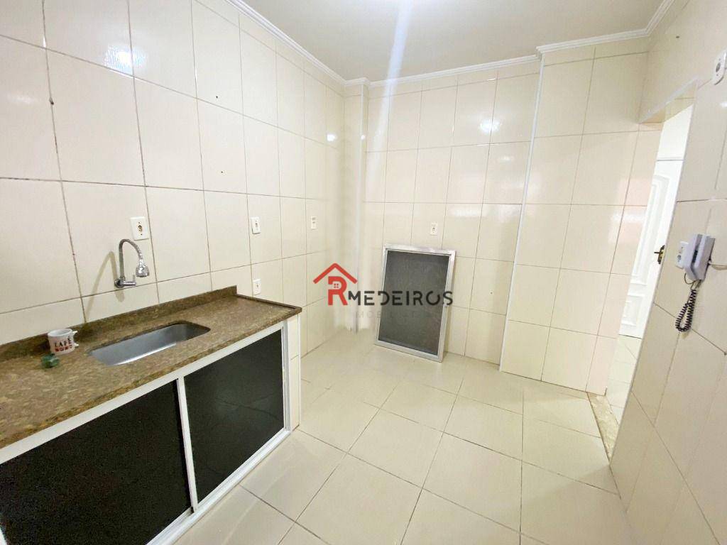 Apartamento à venda com 2 quartos, 62m² - Foto 6